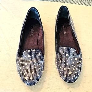 Size 7 women's star slip ons